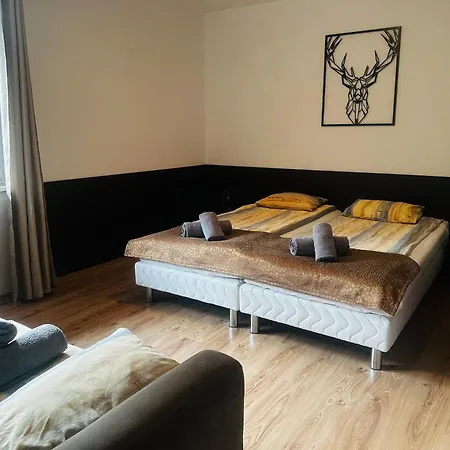 Nad Grajcarkiem - Pensjonat 什恰夫尼察