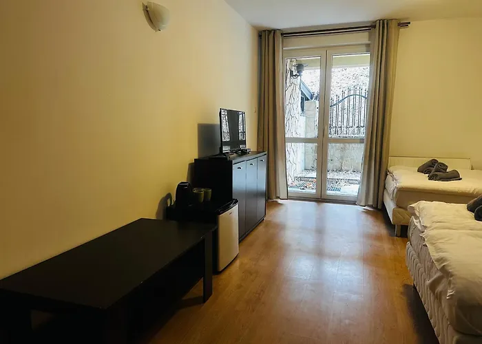 Nad Grajcarkiem - Pensjonat בית הארחה 3*